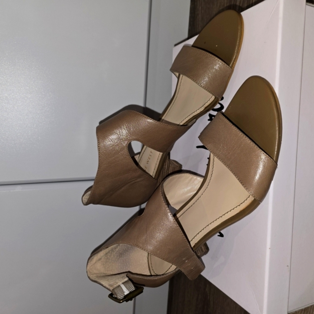 Nine West Elegant Taupe Leather Sandals